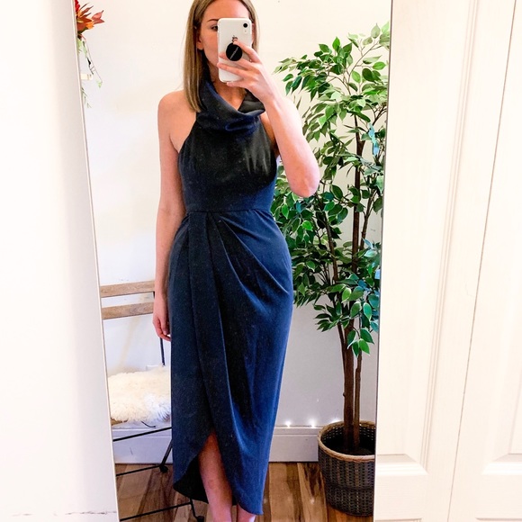 Backless long dress - Picture 2 of 8